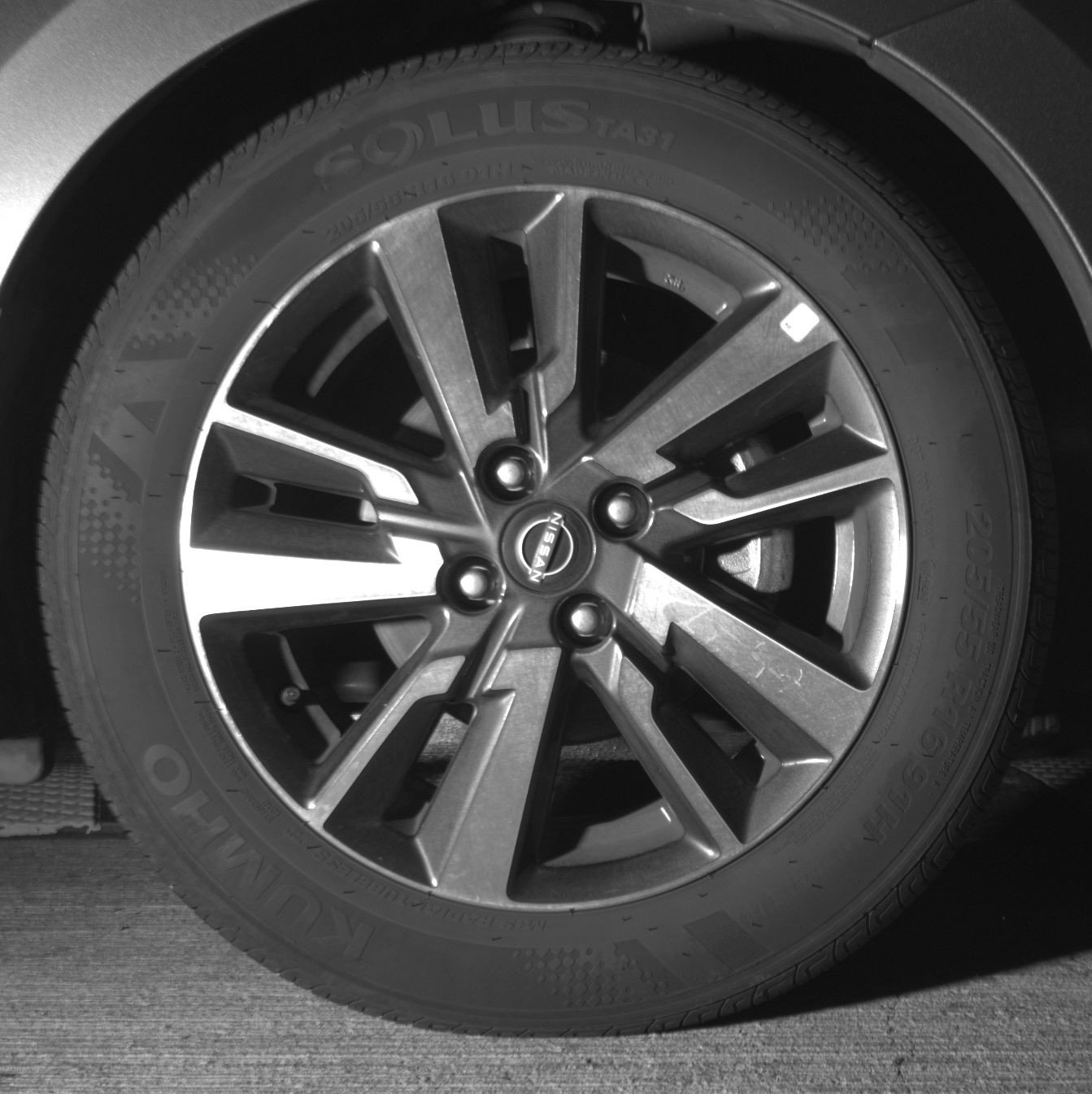 Used 2025 Nissan Versa SV image 13