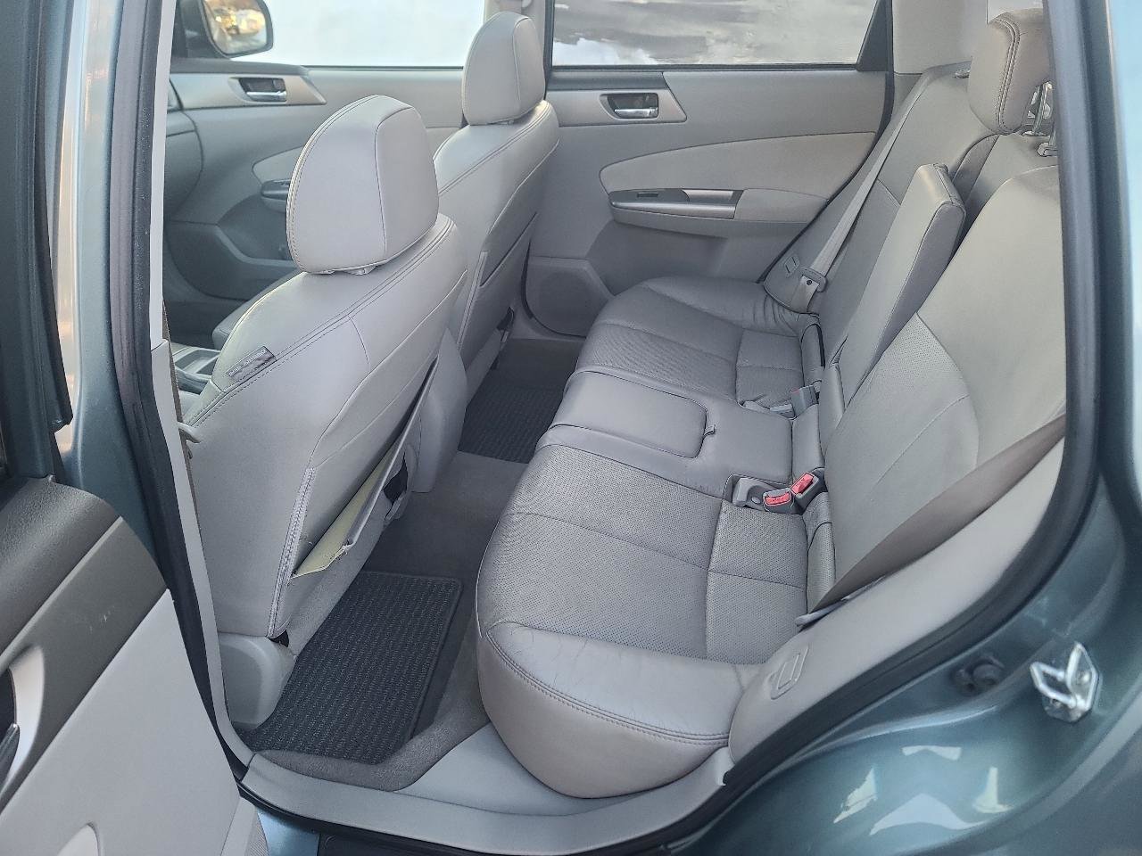 Used 2009 Subaru Forester 2.5X Limited AWD/4WD image 11