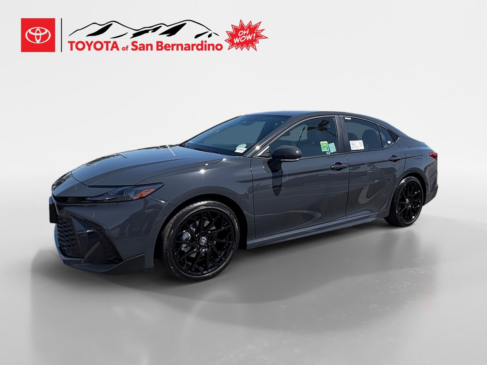 New 2026 Toyota Camry SE FWD image 1