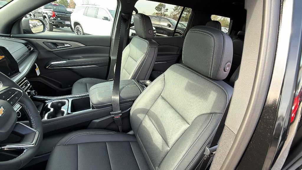 New 2026 Chevrolet Traverse LT w/ Driver Confidence Package image 14