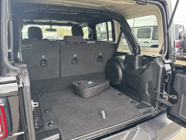 Used 2023 Jeep Wrangler Unlimited AWD/4WD image 14