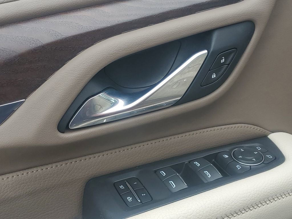 Used 2021 GMC Yukon Denali w/ Denali Premium Package RWD image 23