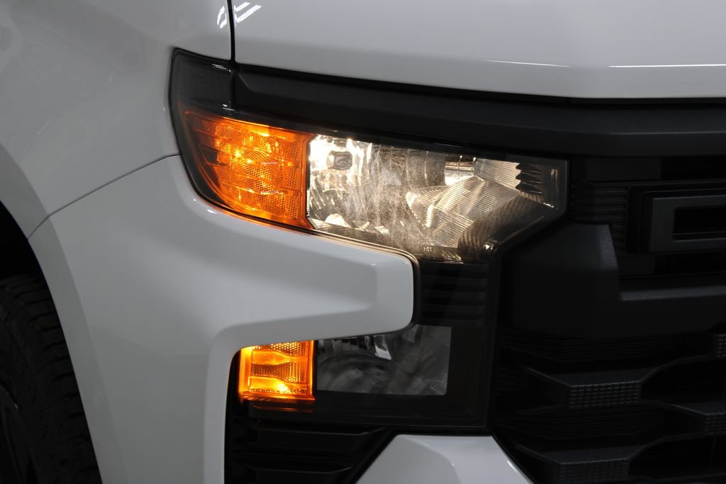 New 2026 Chevrolet Silverado 1500 Custom w/ LPO, Dark Essentials Package AWD/4WD image 12