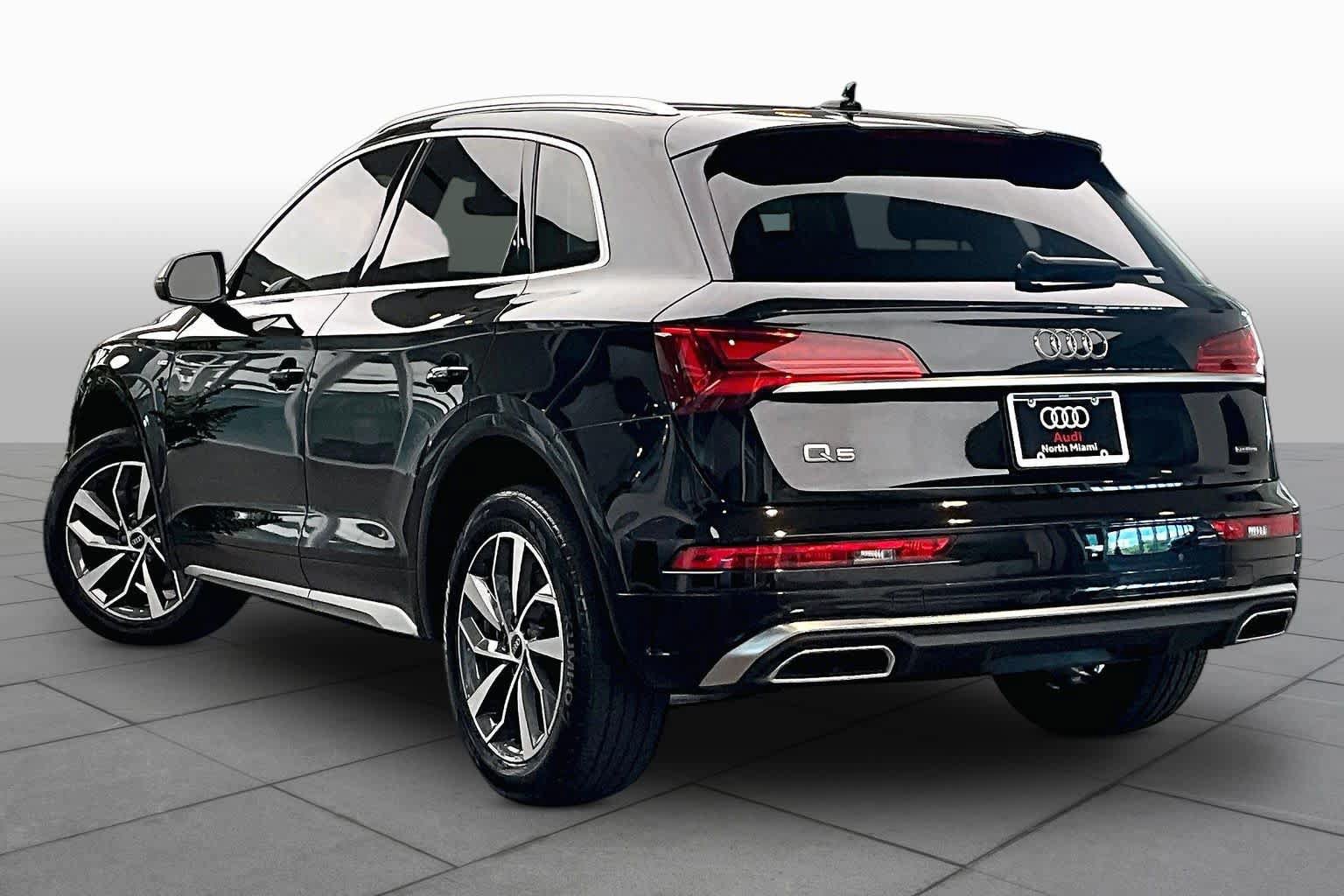 Used 2023 Audi Q5 2.0T Premium Plus w/ Premium Plus Package AWD/4WD image 12