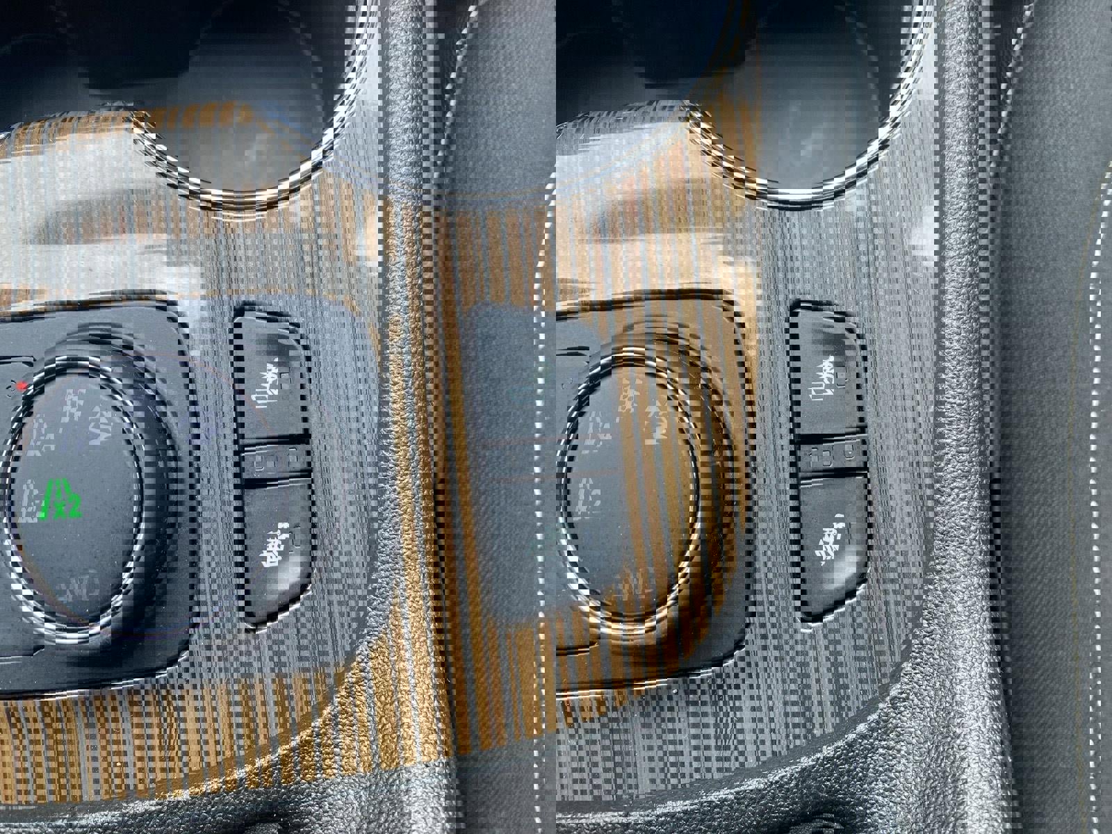 Used 2023 GMC Acadia SLE w/ Driver Convenience Package AWD/4WD image 50