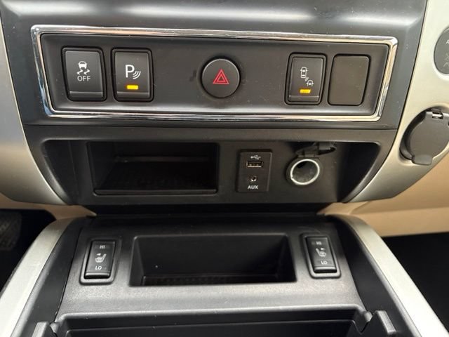 Used 2017 Nissan Titan SV RWD image 30