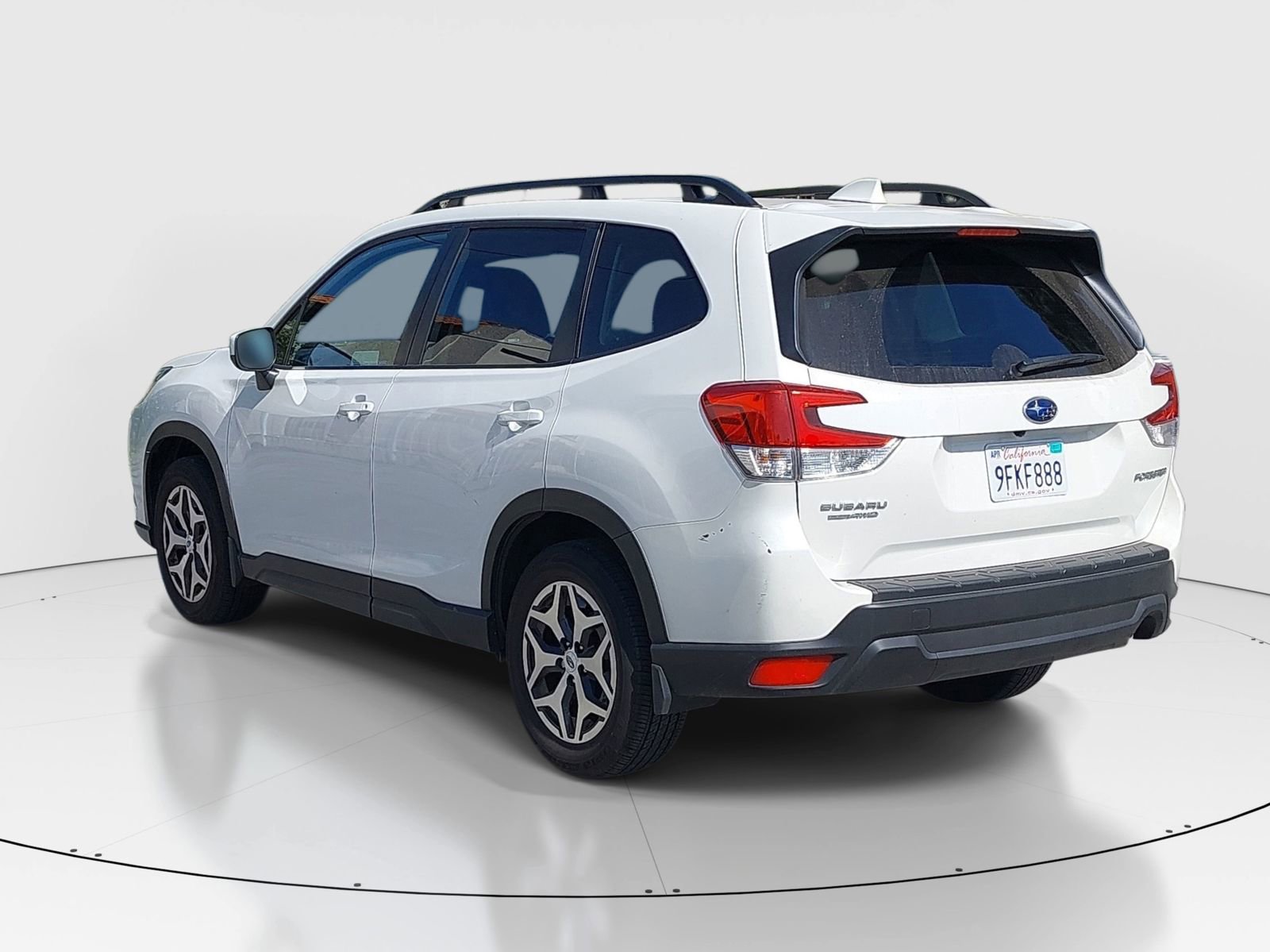 Certified 2023 Subaru Forester Premium AWD/4WD image 5