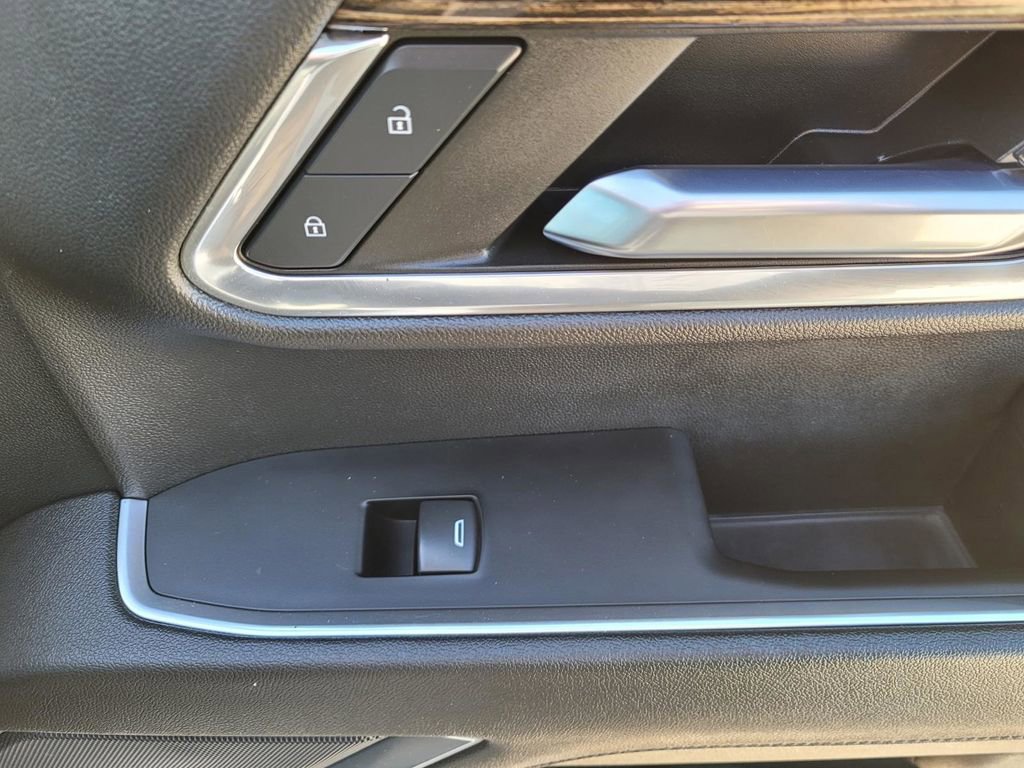 Used 2023 GMC Sierra 1500 SLE image 8