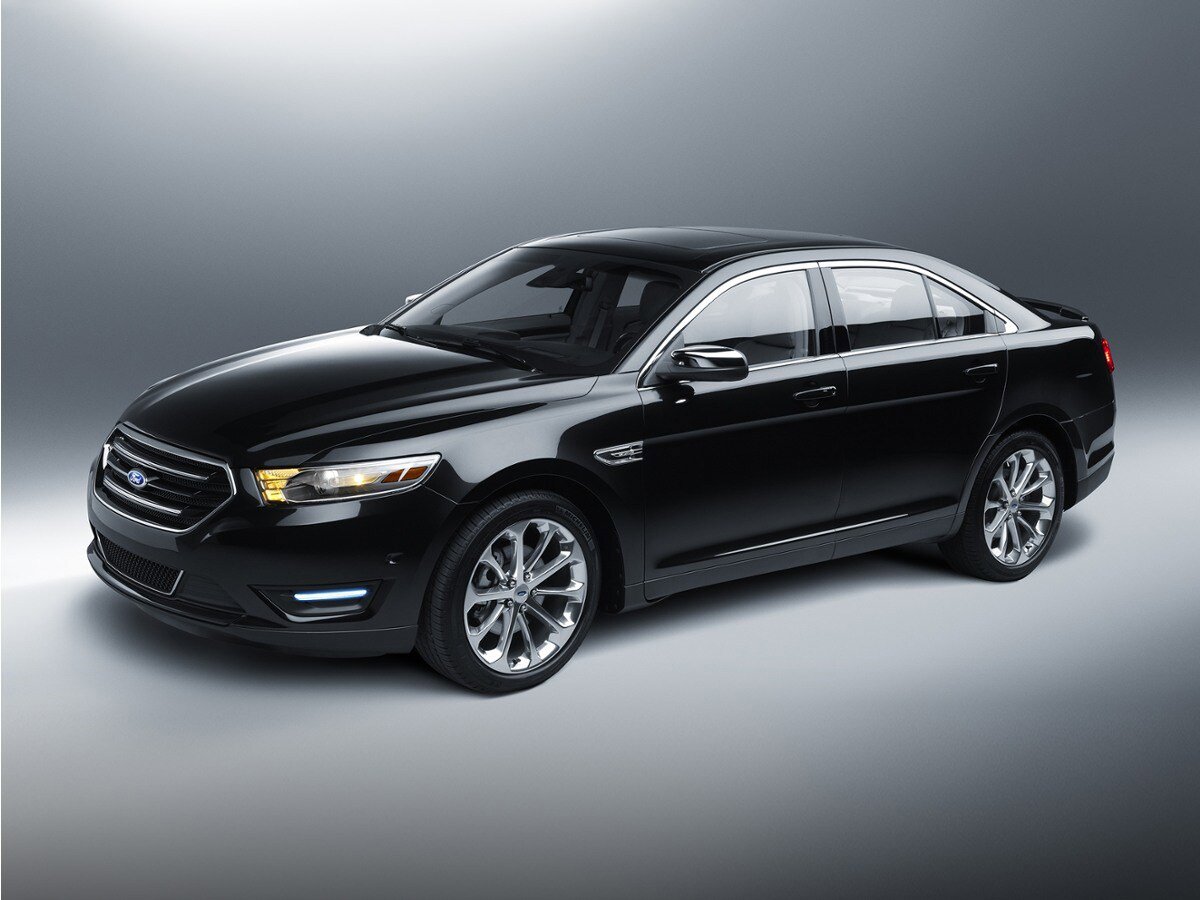 Used 2015 Ford Taurus SE FWD image 1