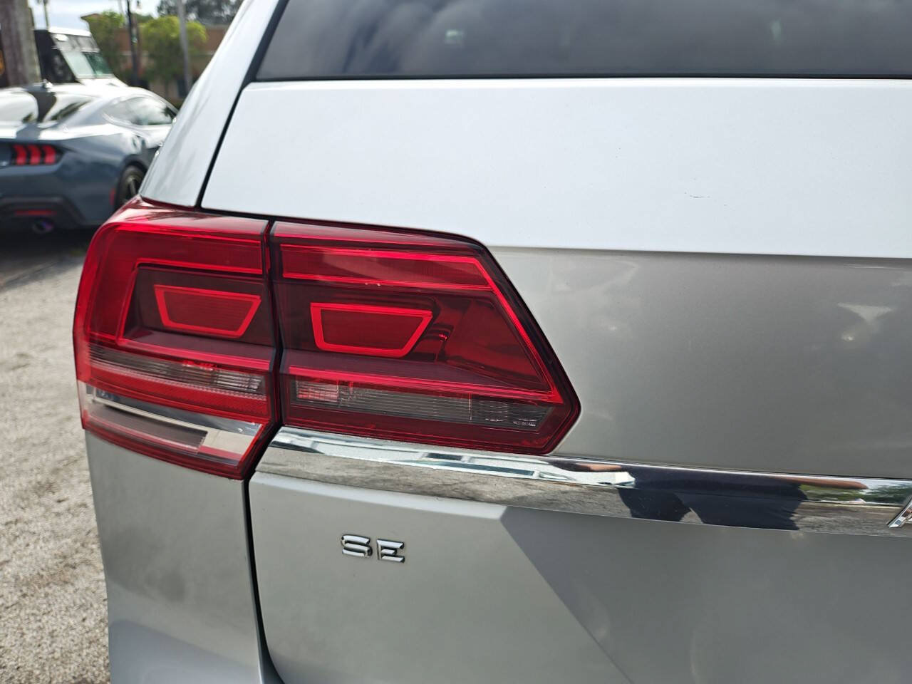 Used 2018 Volkswagen Atlas SE FWD image 21