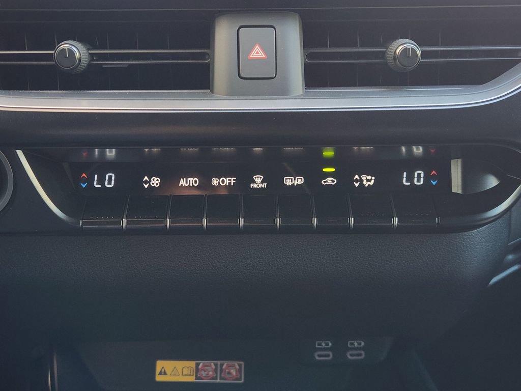 Used 2024 Lexus UX 250h AWD w/ Premium Package image 18