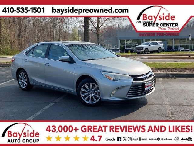 Used 2017 Toyota Camry XLE w/ Moonroof Package