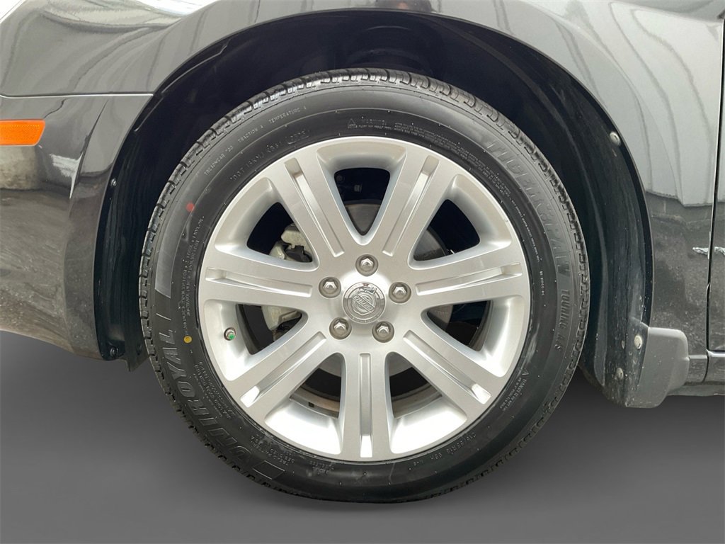Used 2010 Chrysler Sebring Touring w/ Special Touring Group image 15