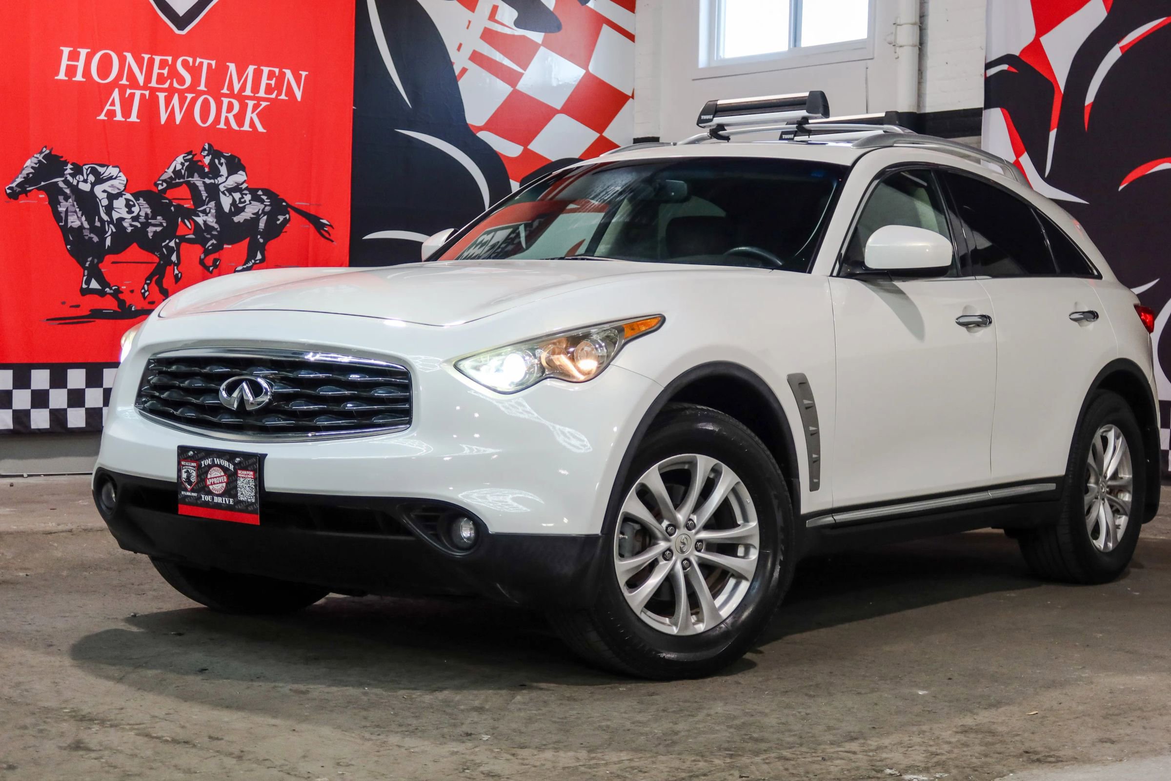 Used 2009 INFINITI FX35 AWD w/ Premium Pkg