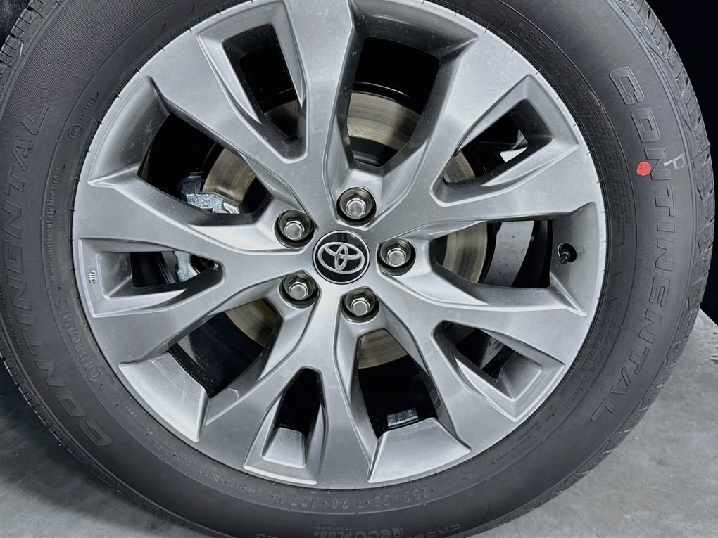 New 2026 Toyota Grand Highlander AWD Hybrid image 32