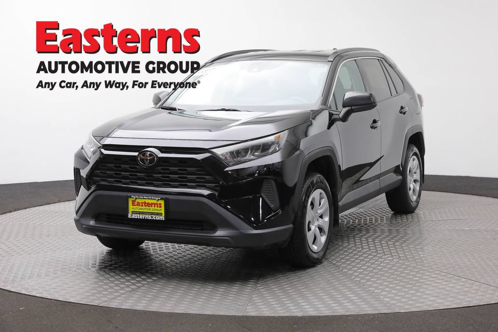 Used 2020 Toyota RAV4 LE w/ All Weather Liner Package AWD/4WD video 1