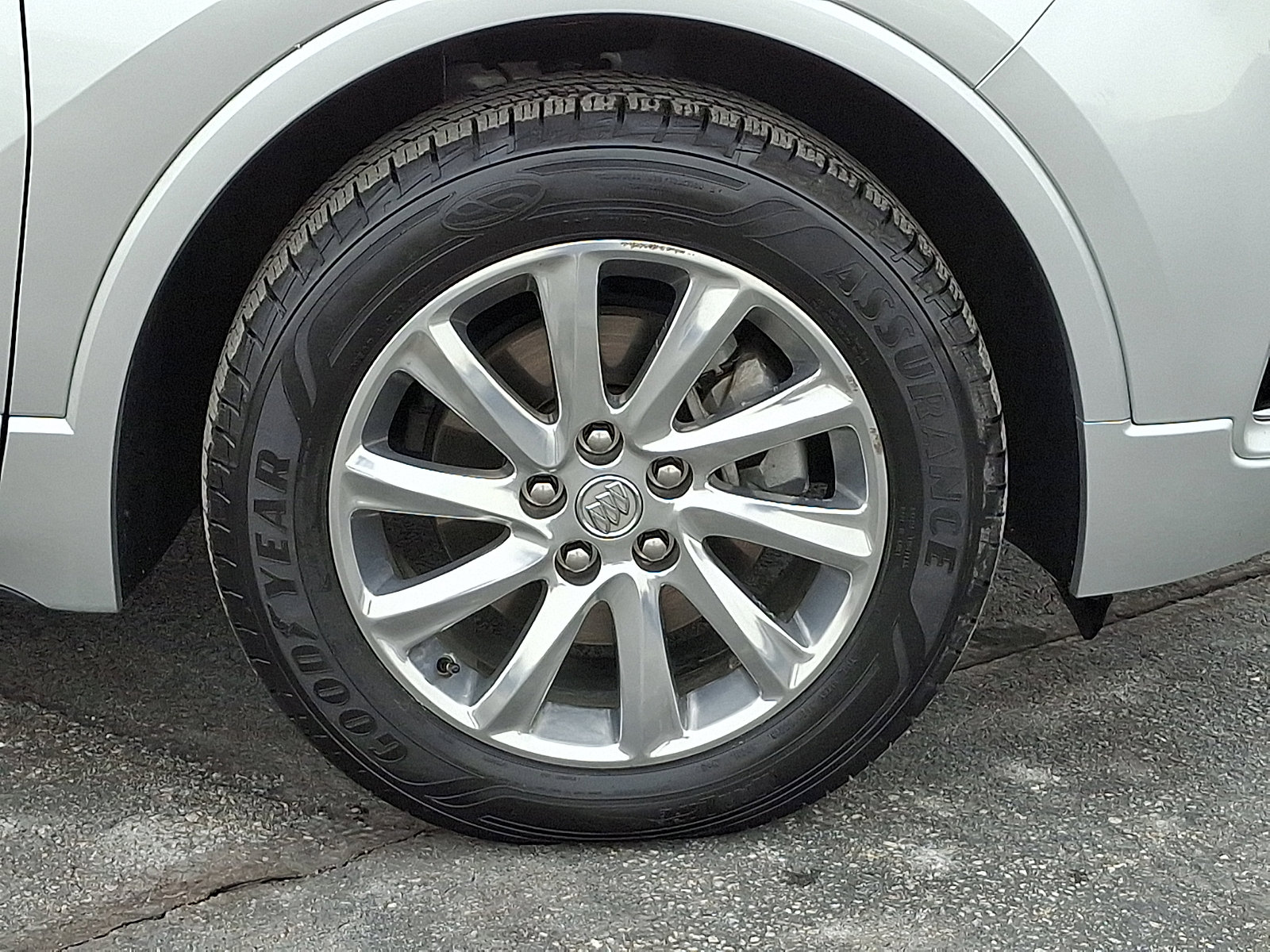 Used 2019 Buick Envision Essence image 10