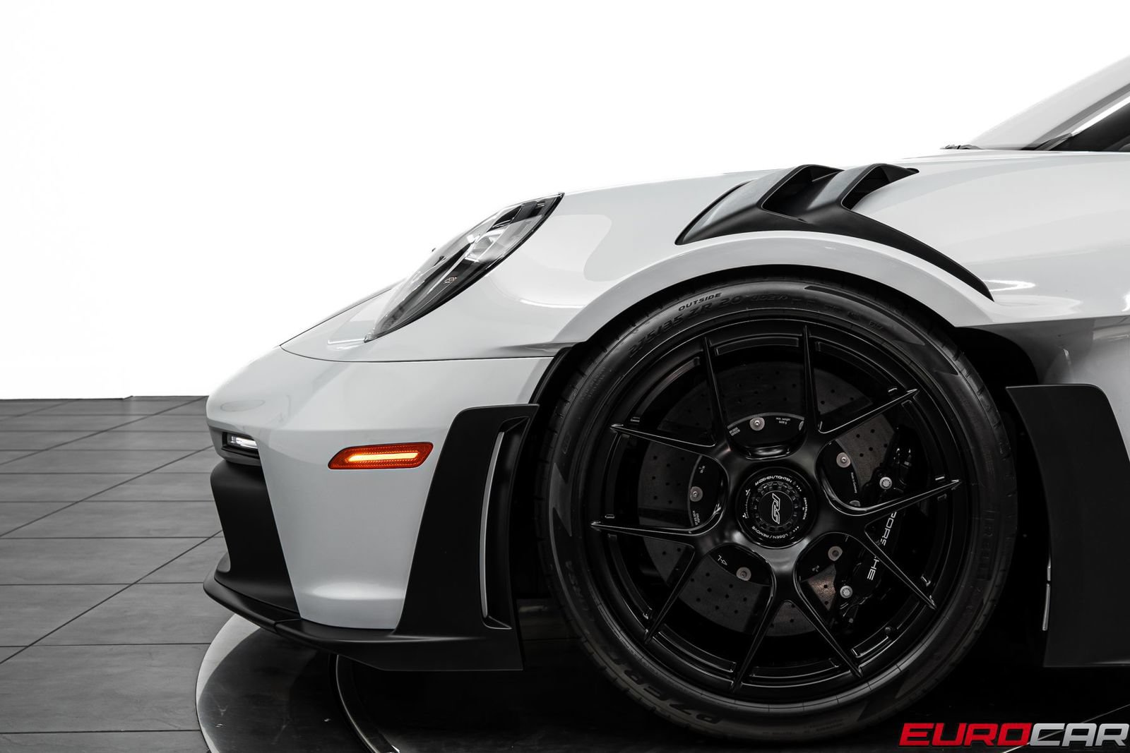 Used 2025 Porsche 911 GT3 RS RWD image 14