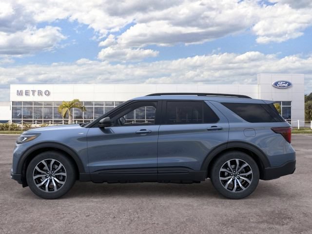New 2026 Ford Explorer ST-Line RWD image 3