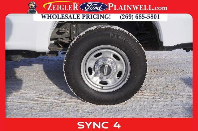 Used 2024 Ford F250 XL w/ Snow Plow/Camper Package image 5