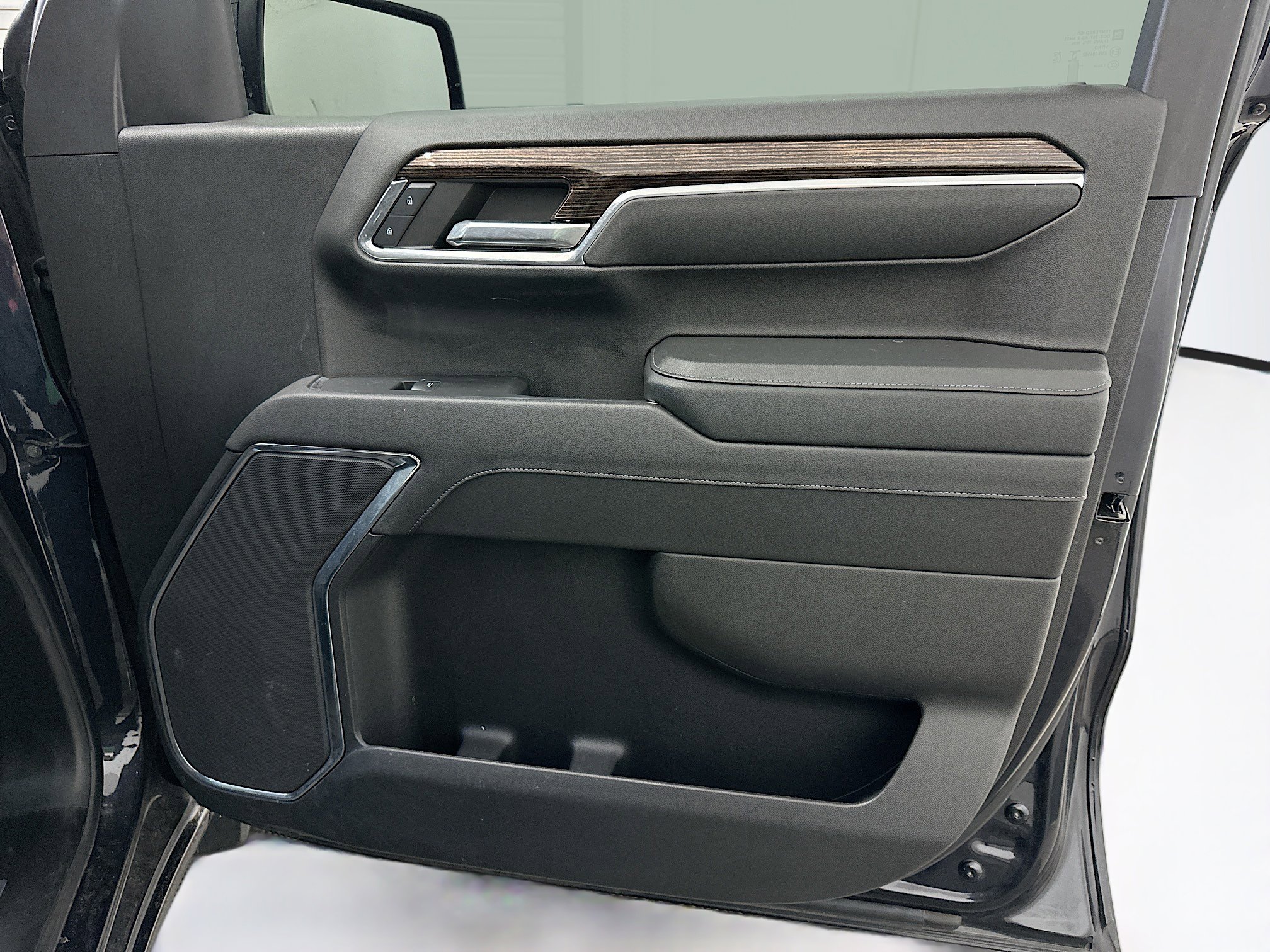 Used 2024 GMC Sierra 1500 Elevation image 33