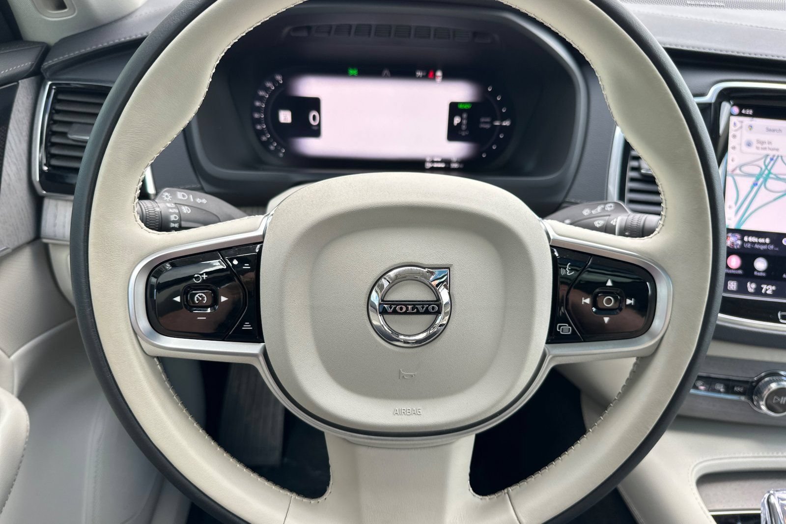 Used 2025 Volvo XC90 T8 Ultra w/ Protection Package Premier AWD/4WD image 27