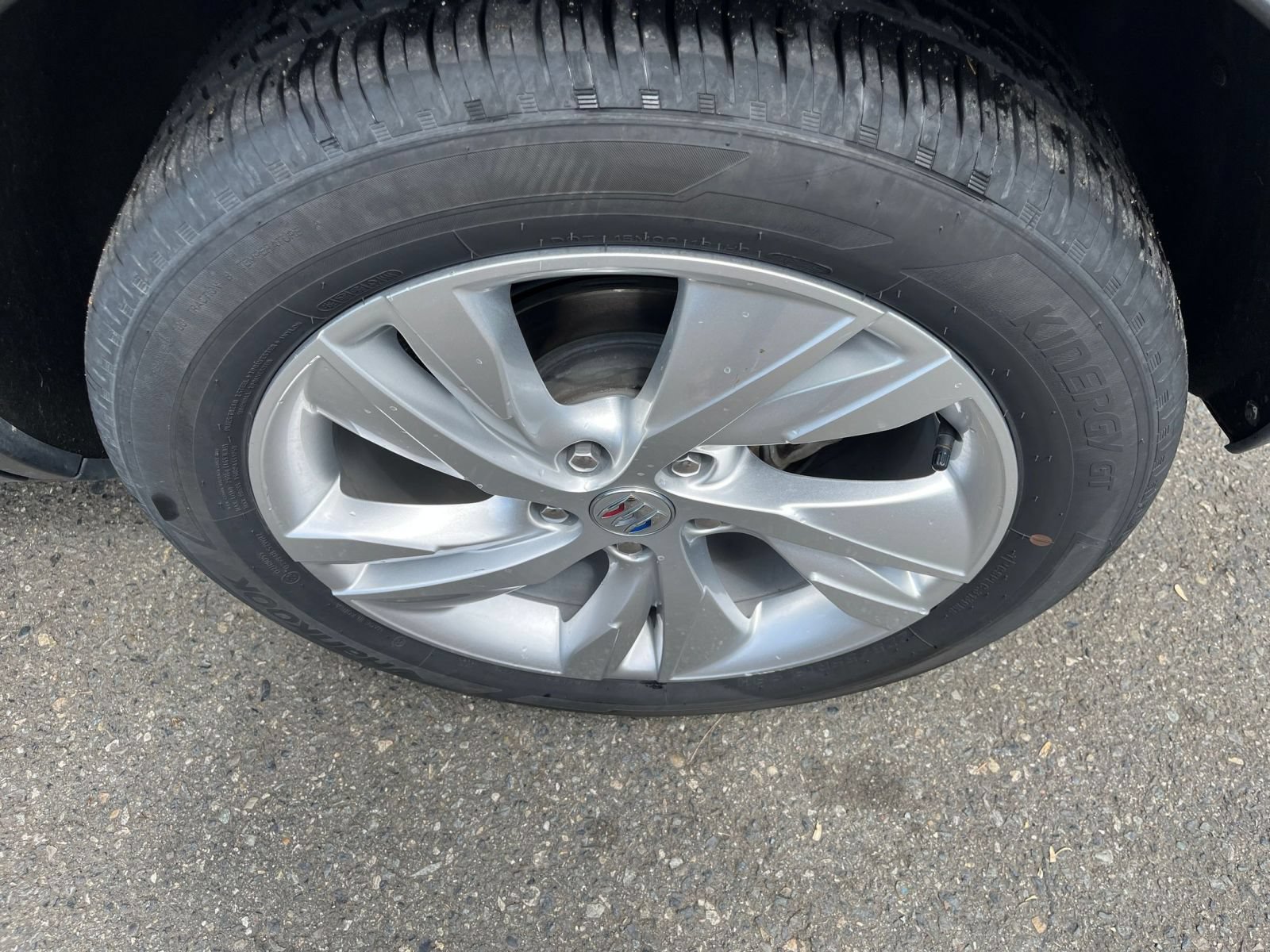 Used 2025 Buick Encore GX Preferred FWD image 30