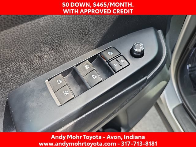 Used 2019 Toyota Highlander XLE FWD image 12