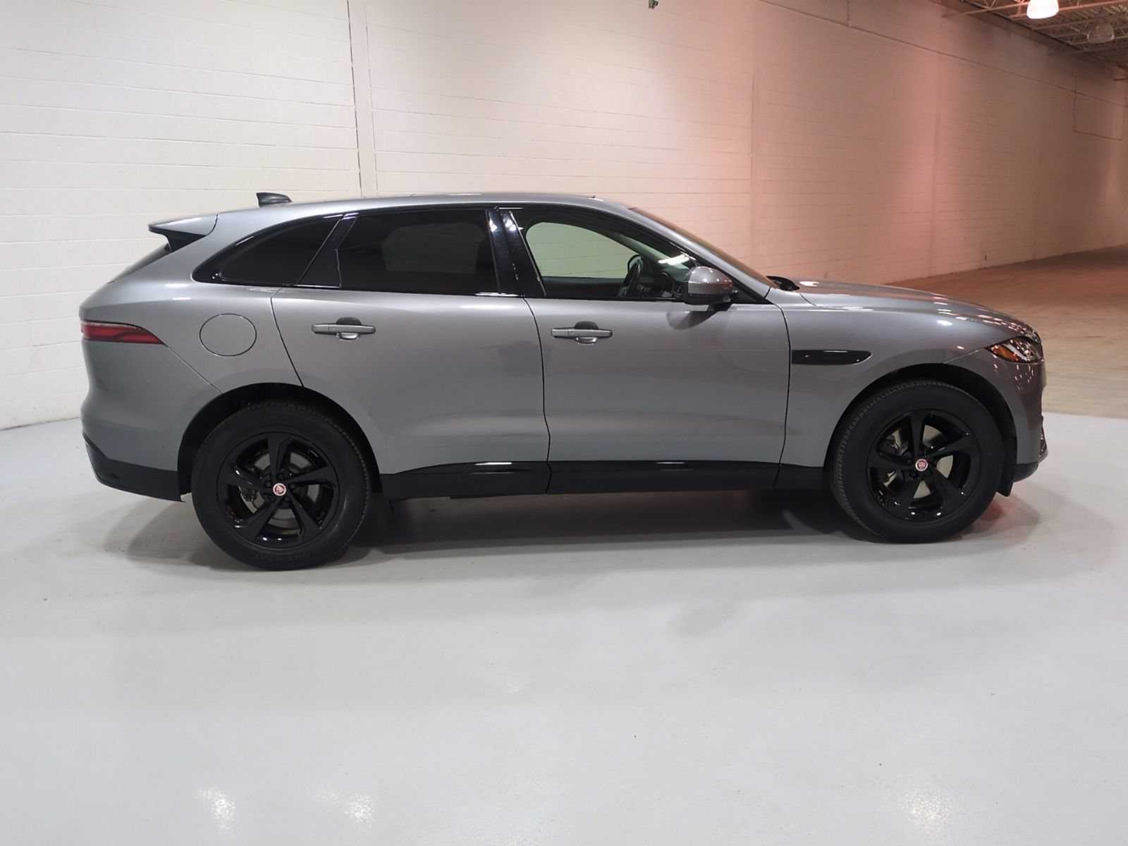 Used 2023 Jaguar F-PACE S AWD/4WD video 2