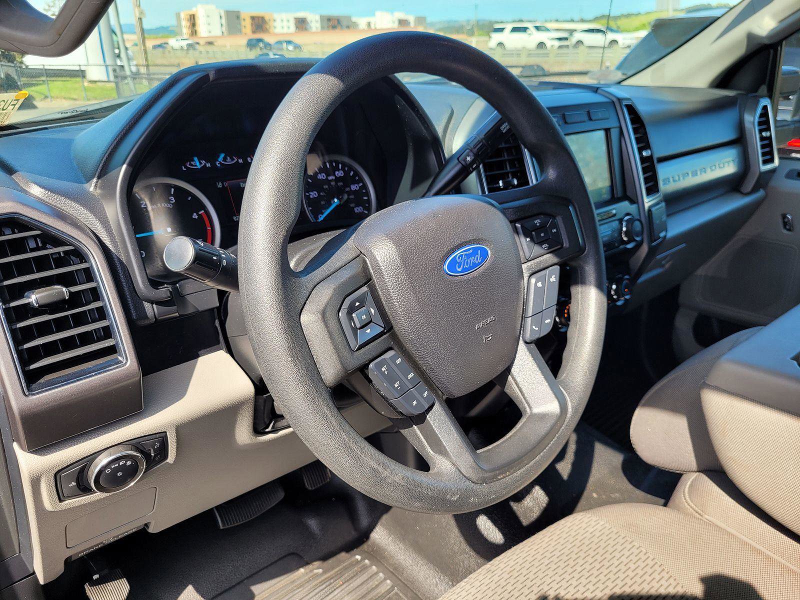 Used 2020 Ford F250 XLT image 12