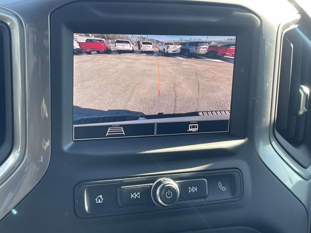 Used 2025 Chevrolet Silverado 2500 Custom w/ Custom Value Package image 18