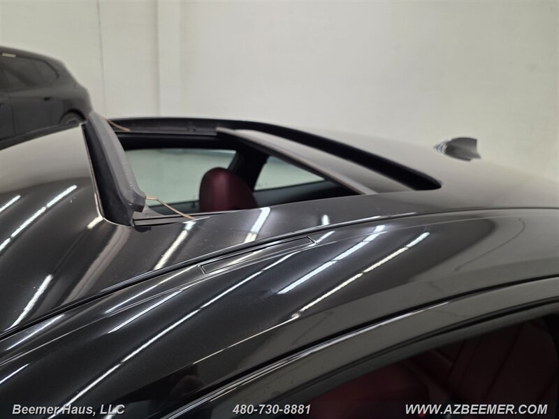 Used 2023 BMW 430i Coupe w/ M Sport Package RWD image 28