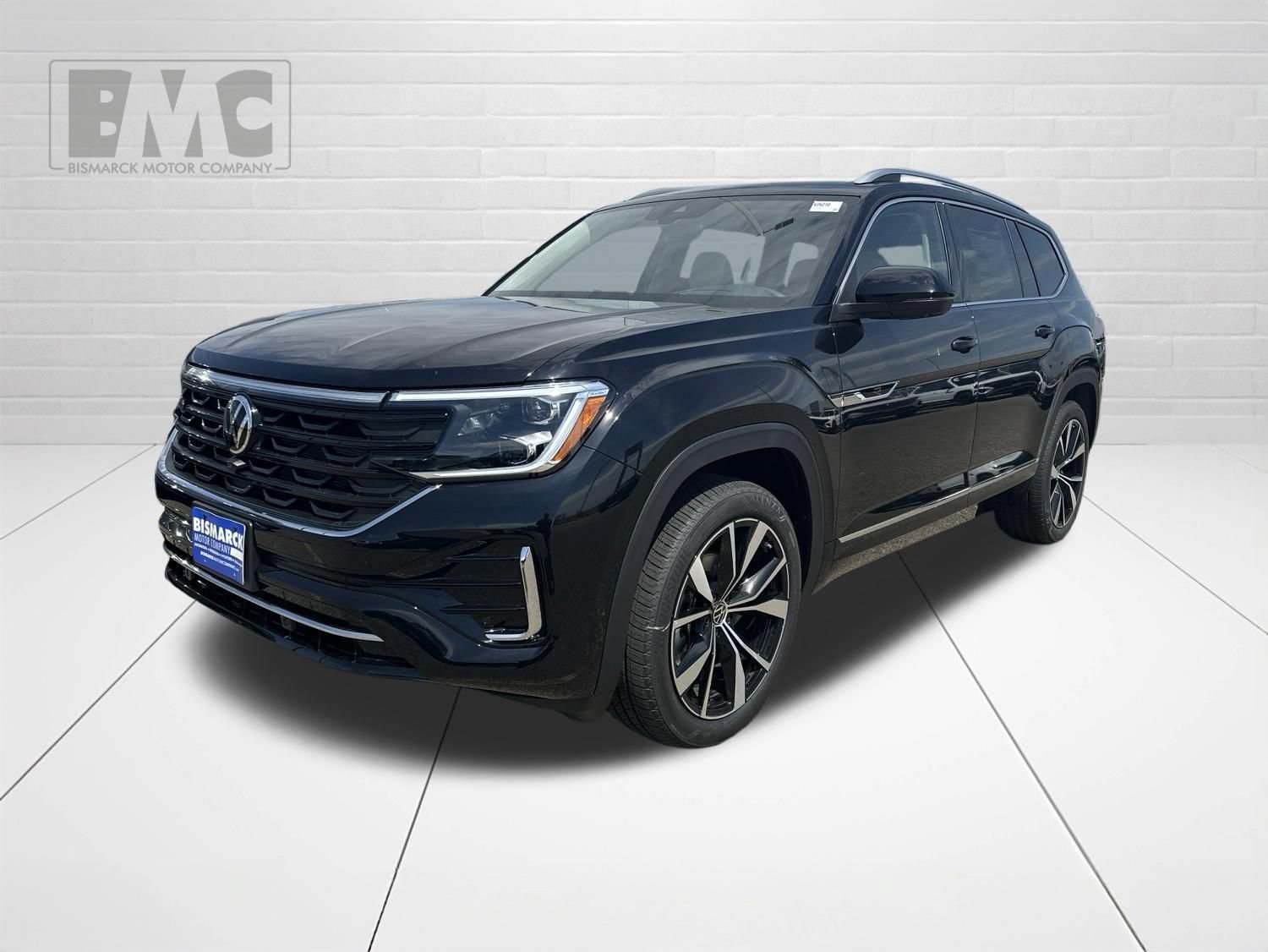New 2026 Volkswagen Atlas SEL Premium R-Line AWD/4WD image 1