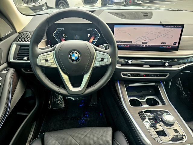 Used 2024 BMW X7 xDrive40i w/ Executive Package AWD/4WD image 32
