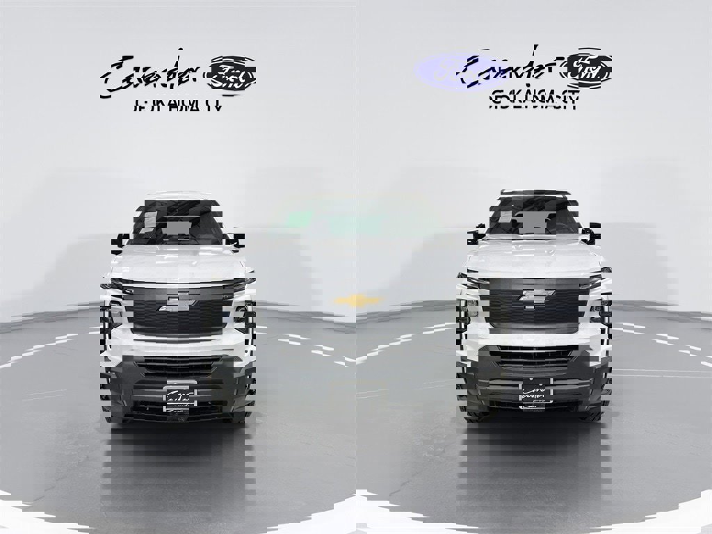 Used 2025 Chevrolet Silverado EV W/T image 3