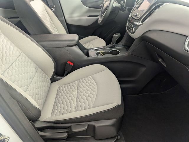 Used 2020 Chevrolet Equinox LS image 31