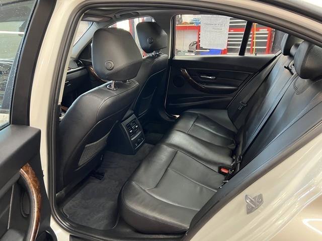 Used 2014 BMW 328i xDrive Sedan AWD/4WD image 8