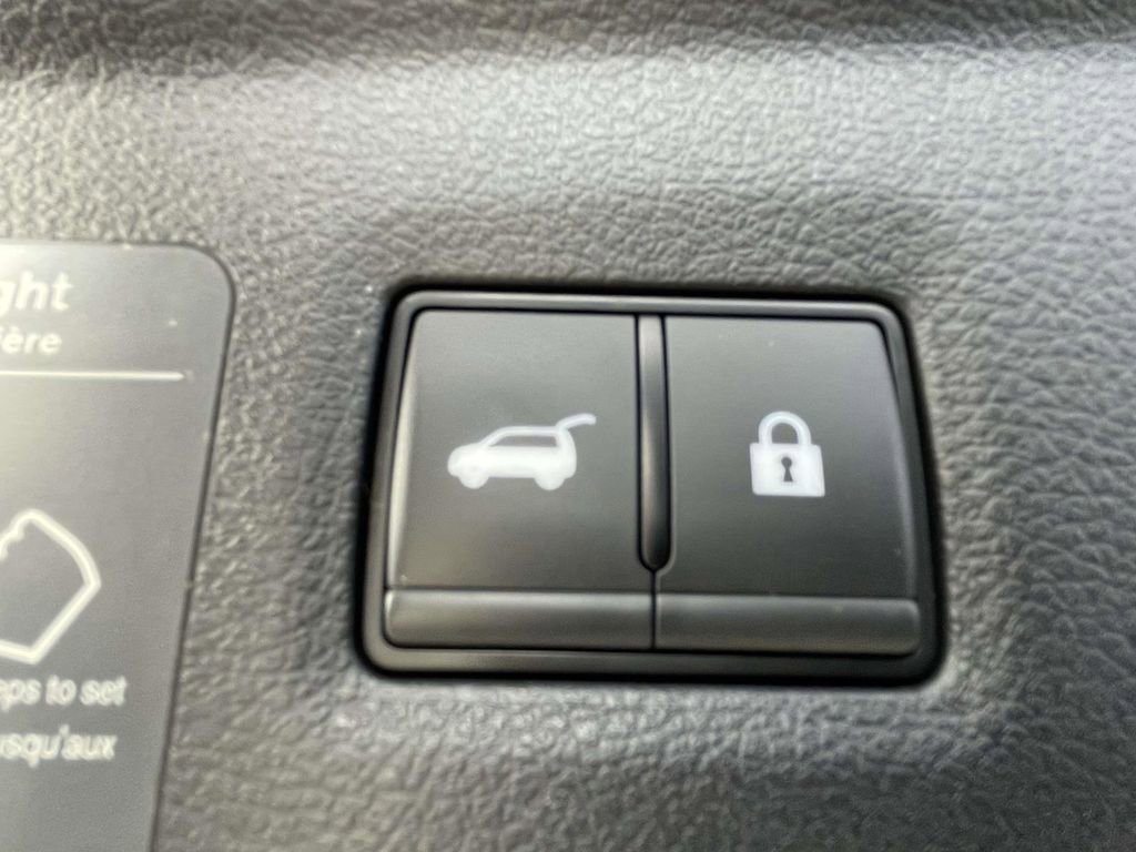 Used 2024 INFINITI QX50 Sport image 11