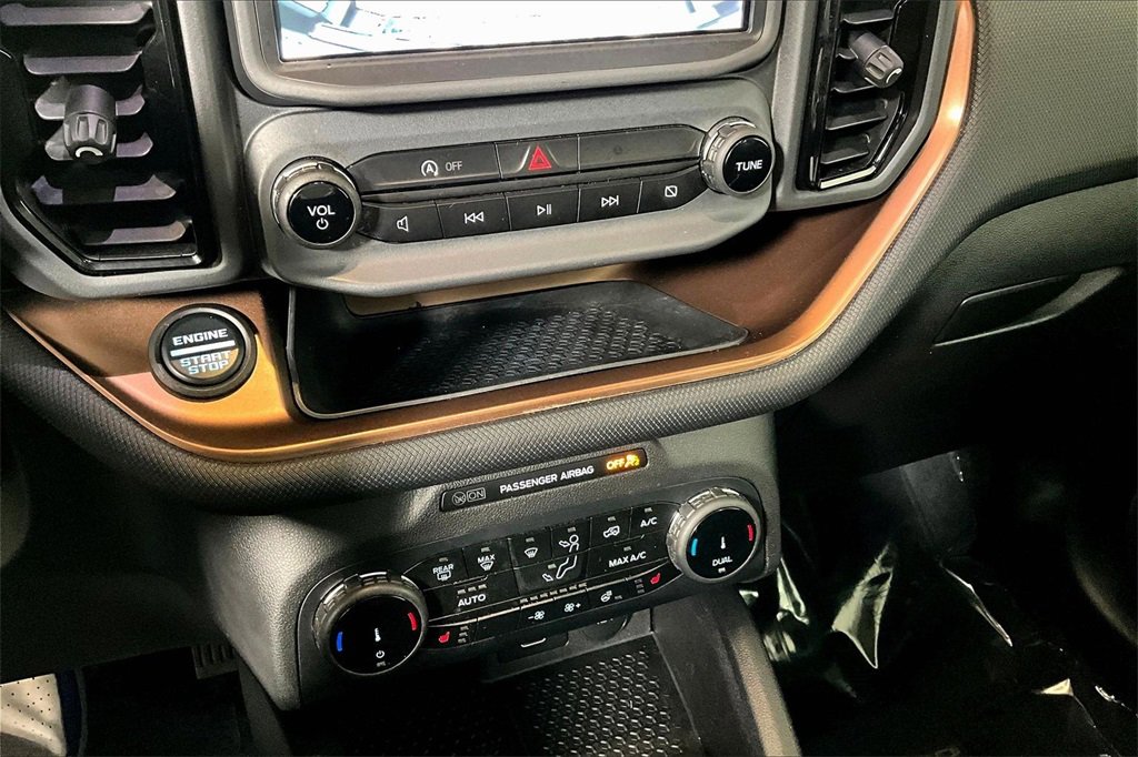 Used 2024 Ford Bronco Sport Outer Banks image 31