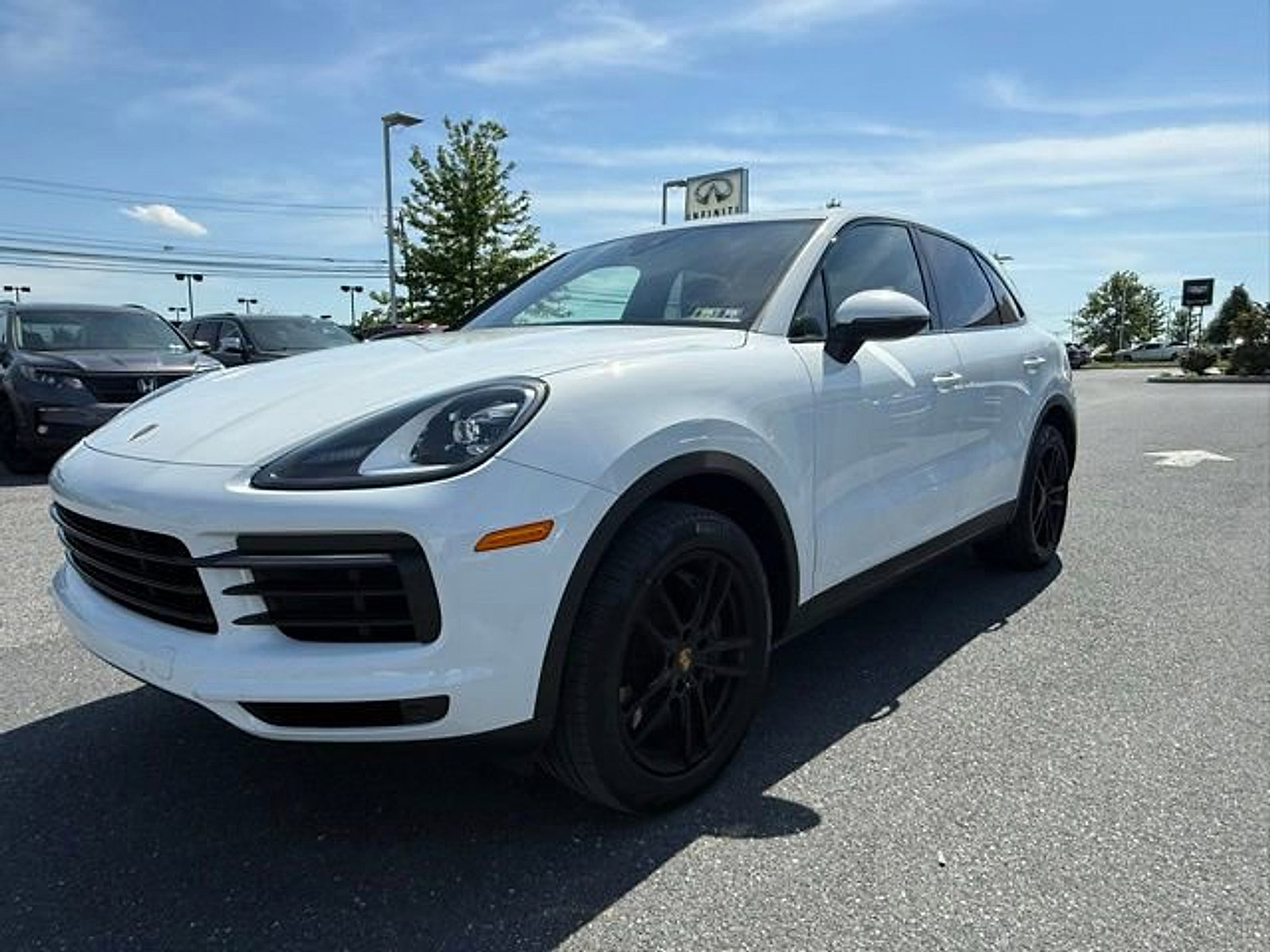 Used 2021 Porsche Cayenne AWD/4WD image 5