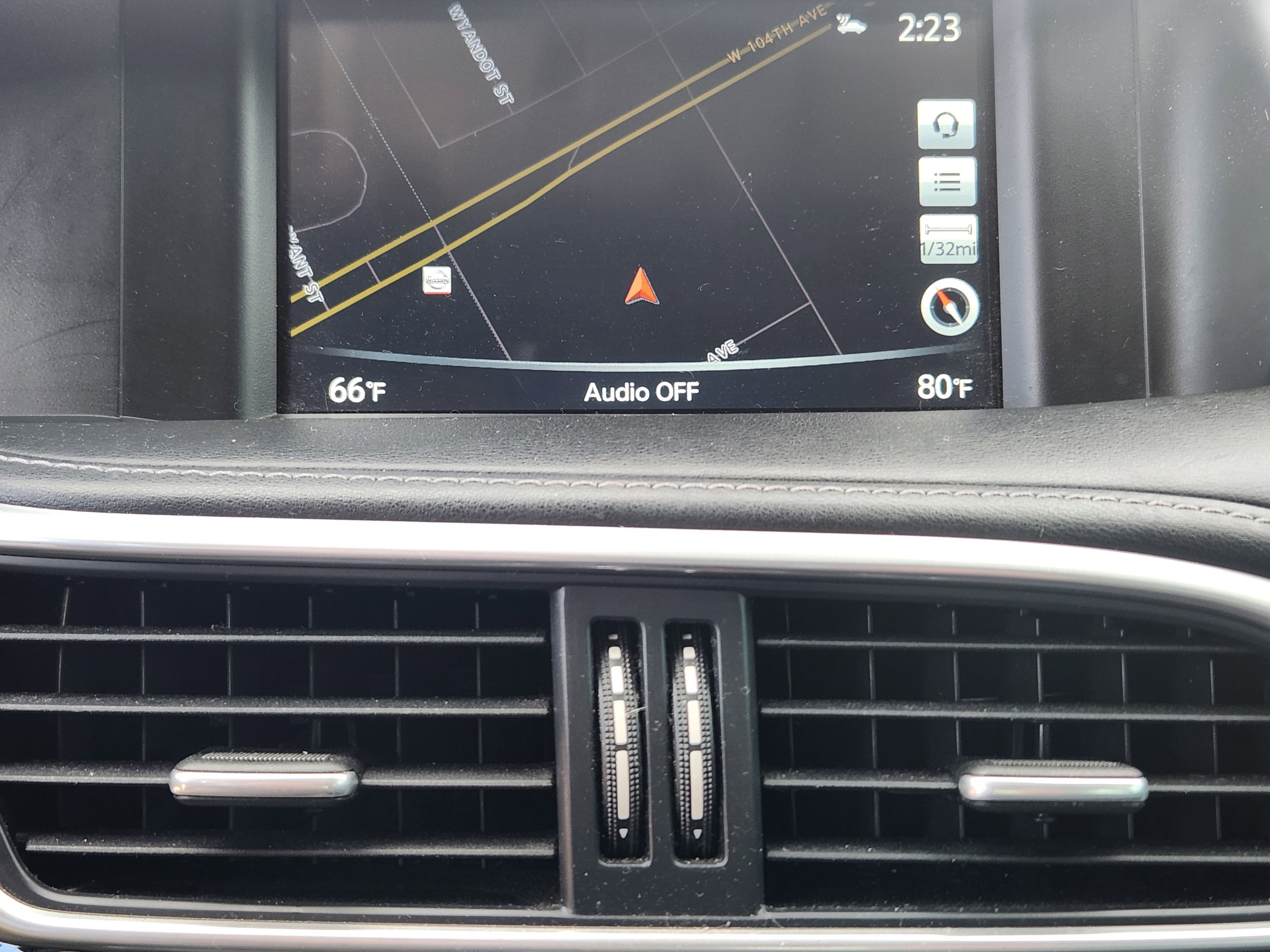 Used 2017 INFINITI QX30 Premium w/ Technology Package image 12