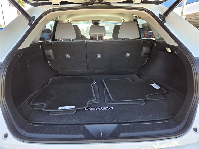 Used 2021 Toyota Venza XLE image 13