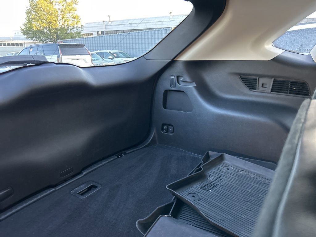 Used 2023 Ford Edge SEL w/ Convenience Package AWD/4WD image 12