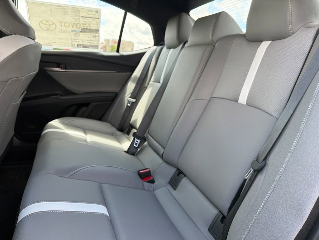 New 2026 Toyota Camry SE AWD/4WD image 6