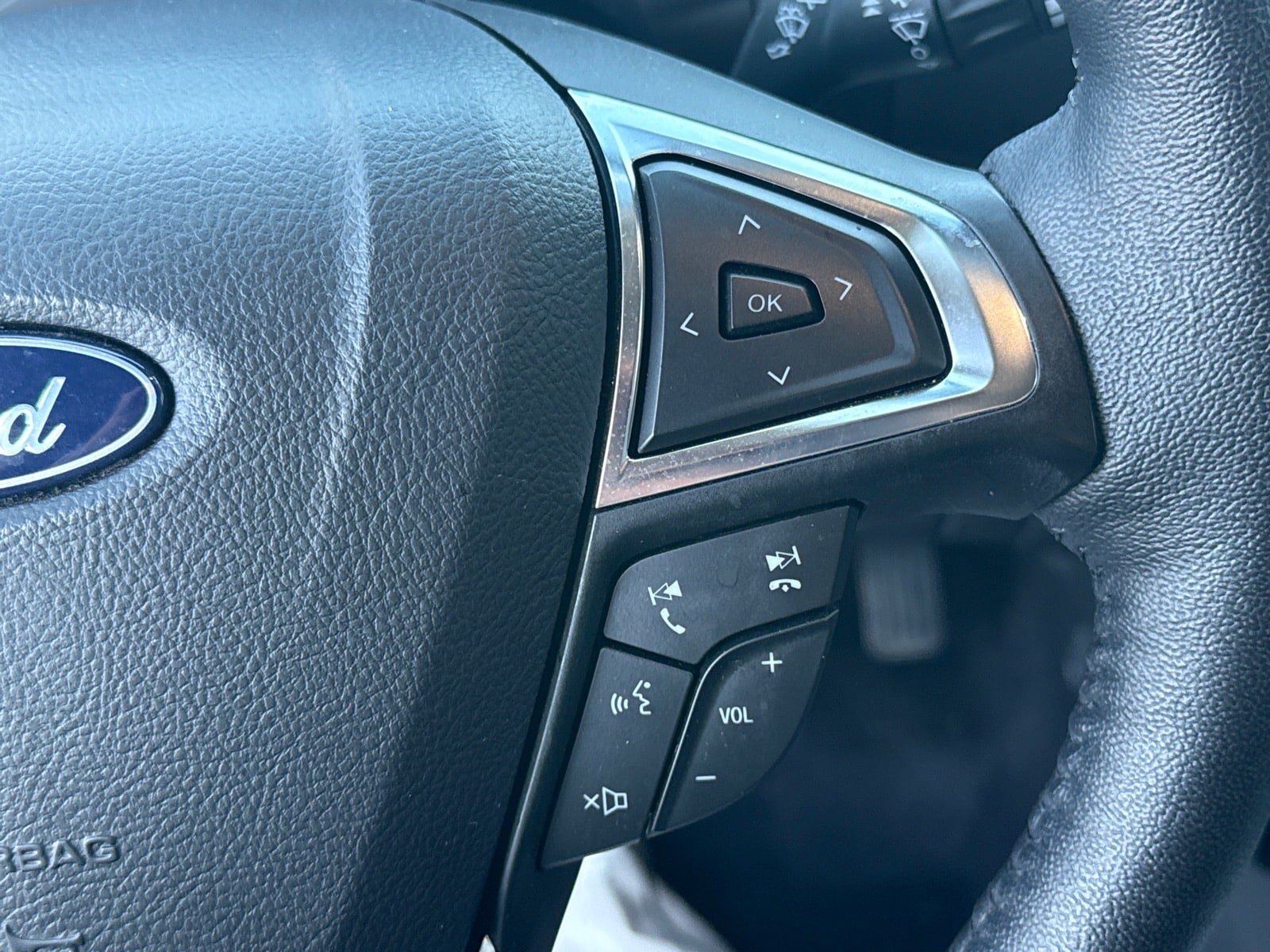 Used 2024 Ford Edge SEL w/ Convenience Package AWD/4WD image 17