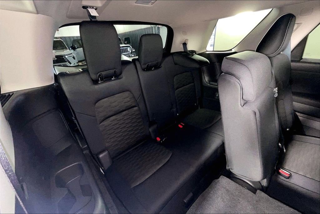 Certified 2025 Nissan Pathfinder S image 38