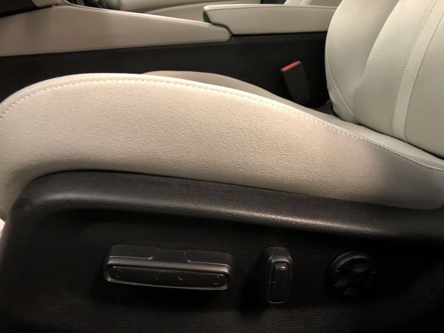 Used 2018 Honda Accord EX image 12