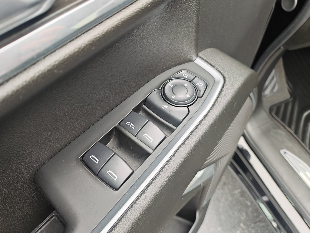 Used 2024 GMC Sierra 1500 Elevation AWD/4WD image 11