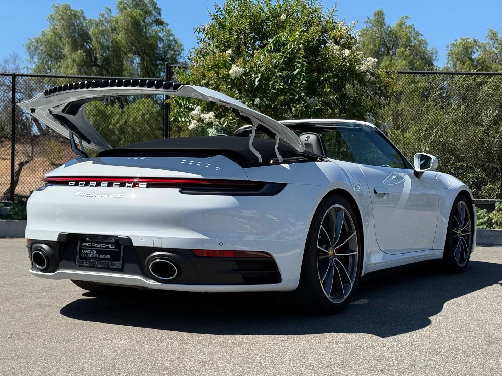 Certified 2022 Porsche 911 Carrera 4S w/ Sport Package AWD/4WD image 34