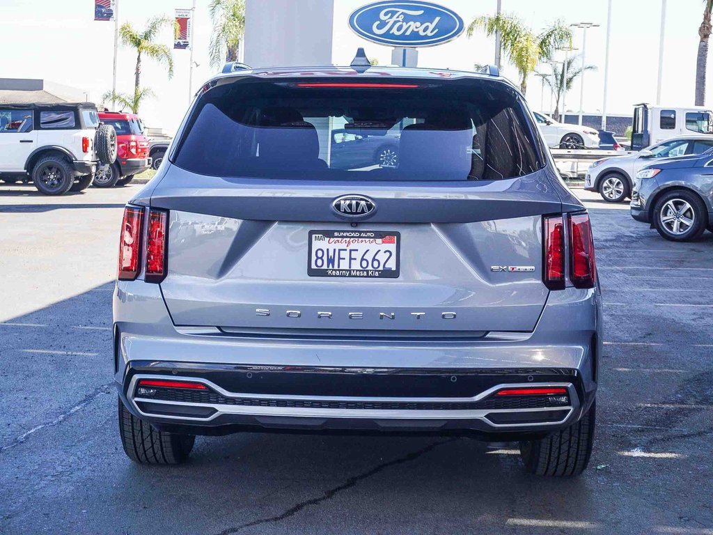 Certified 2021 Kia Sorento EX image 5